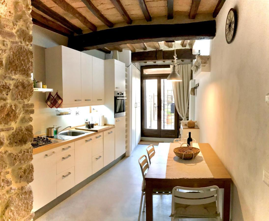 Authentic Cave House In The Heart Of The Village! Massa Marittima Exterior photo